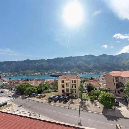 Sailor'S Knot Apartment - Central And Amazing Sea View Kotor Buitenkant foto