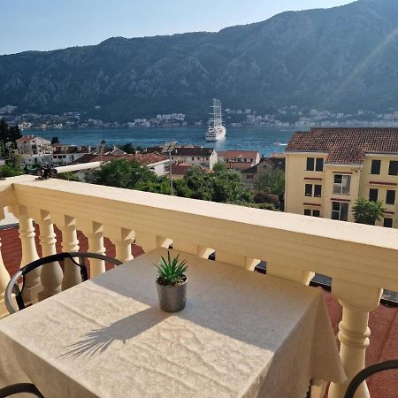 Sailor'S Knot Apartment - Central And Amazing Sea View Kotor Buitenkant foto