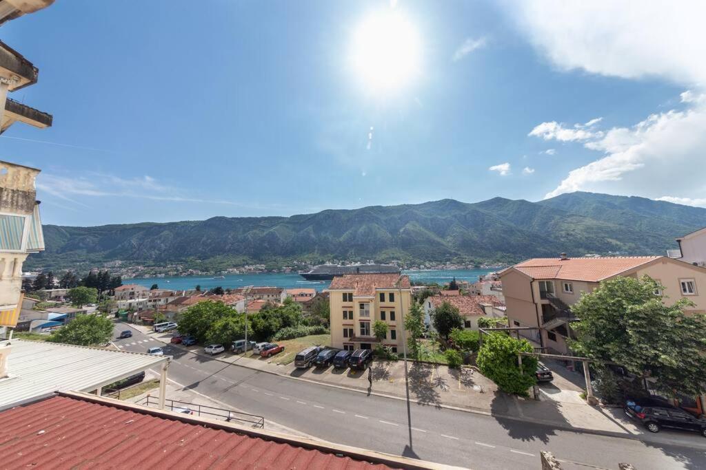 Sailor'S Knot Apartment - Central And Amazing Sea View Kotor Buitenkant foto